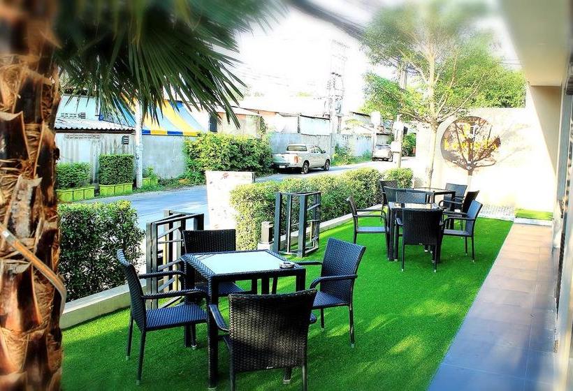 Lawinta Hotel Pattaya 4
