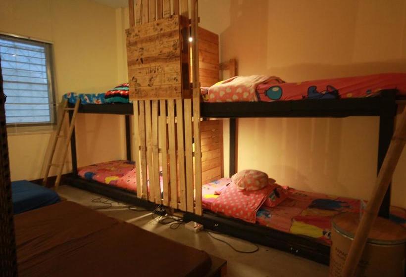 Pakinn Hostel Hat Yai 7