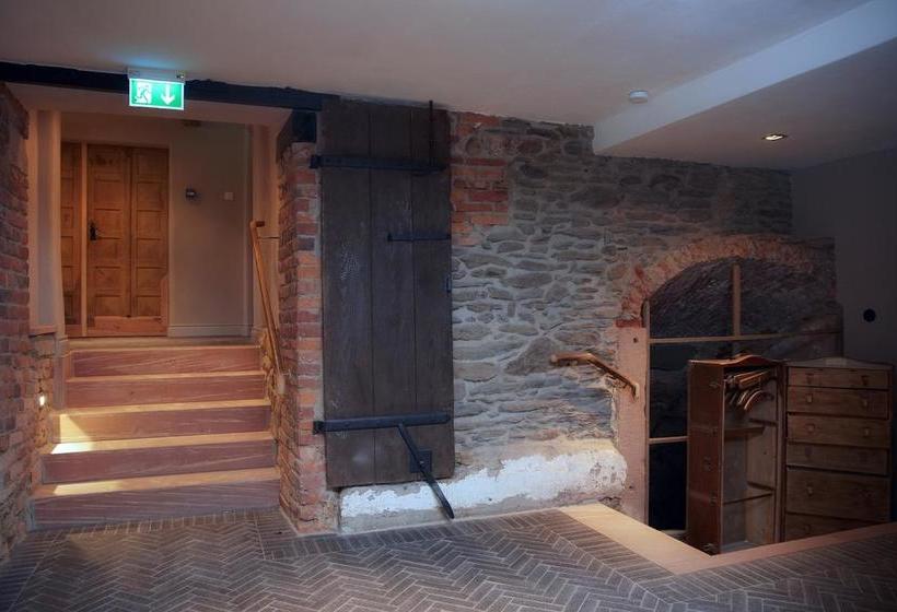 Hotel Auberge De Temple 2