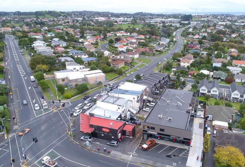 Motel Bliss Accommodation 17