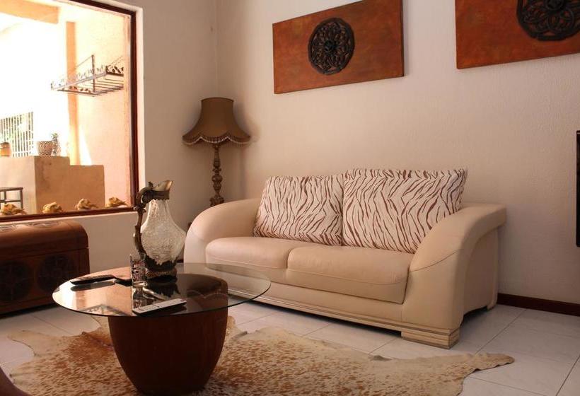 Bed and Breakfast Ravinala Guest House 17