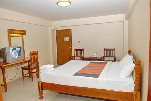 Hotel Submukda Grand 5