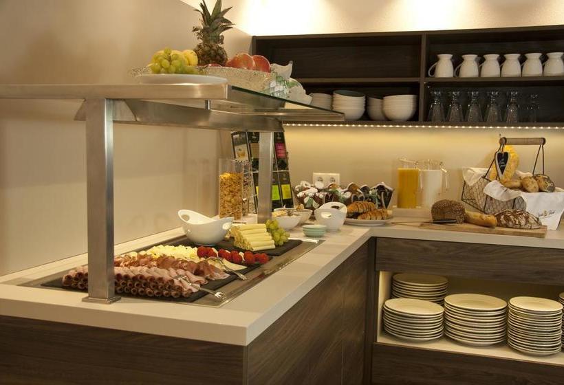 Hotel Am Moosrain 13