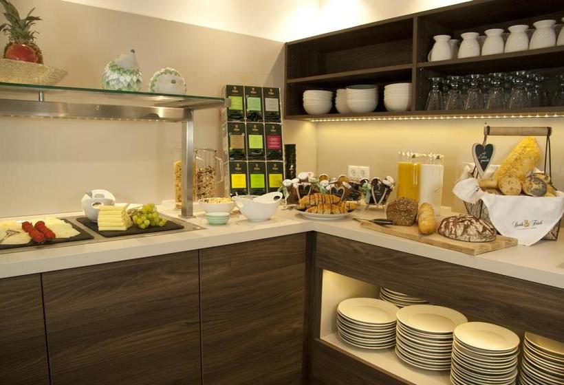 Hotel Am Moosrain 15