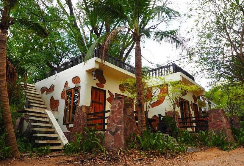 Resort Sappradoo Hut 13