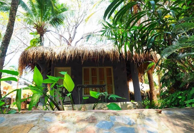 Resort Sappradoo Hut 20