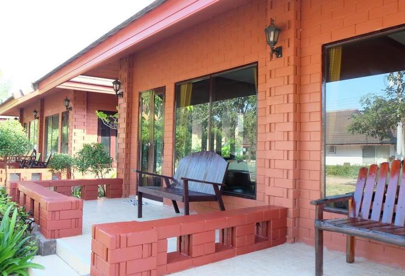 Suan Luang Beach Resort 18