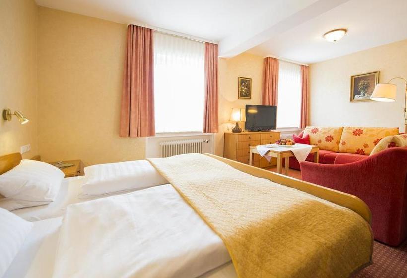 Hotel Gasthof Jägerstüble 10