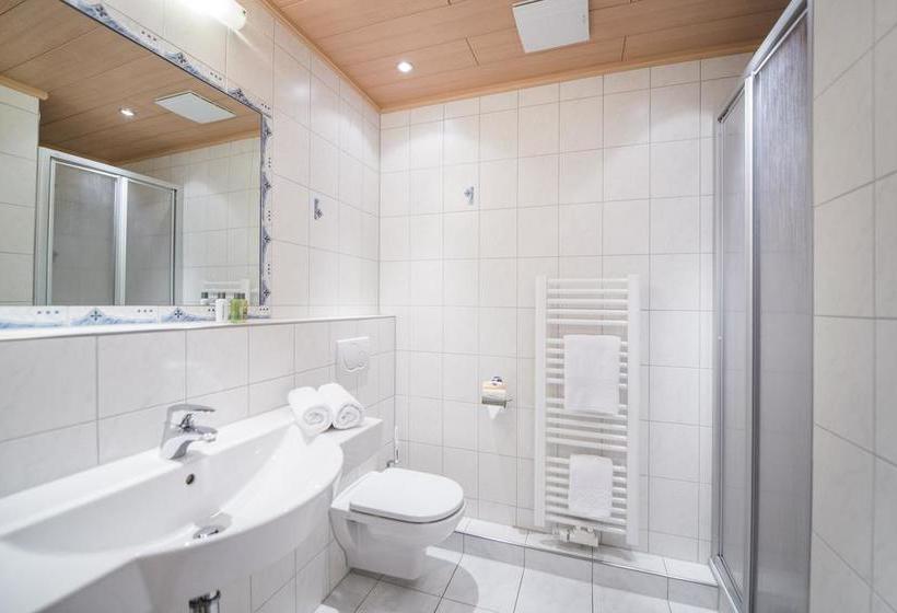 Hotel Gasthof Jägerstüble 14