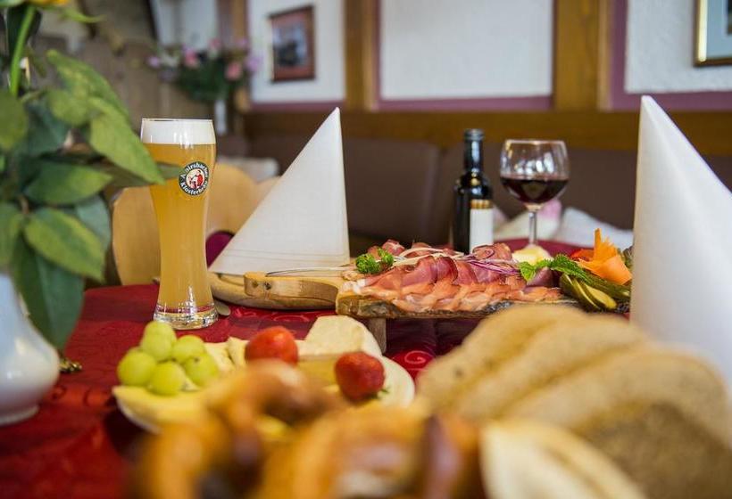 Hotel Gasthof Jägerstüble 4