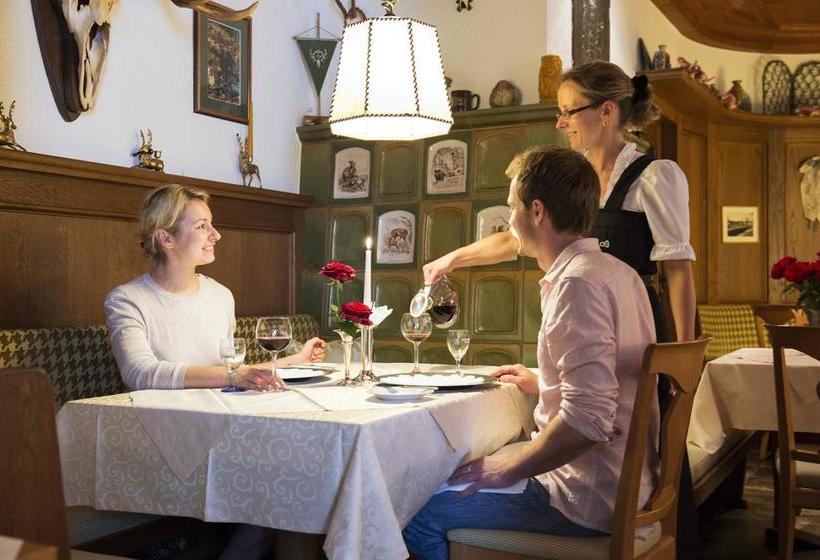 Hotel Gasthof Jägerstüble 5