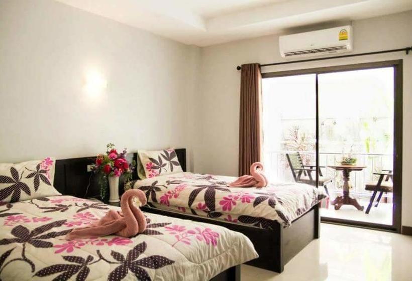 Ruysuk Hotel & Swimming Pool Udon Thani