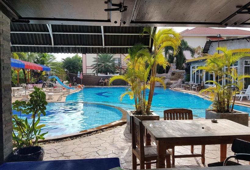 Ruysuk Hotel & Swimming Pool 2