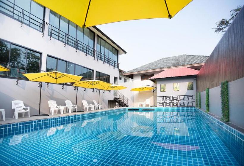 Hotel Pathum Thani Pathumthani