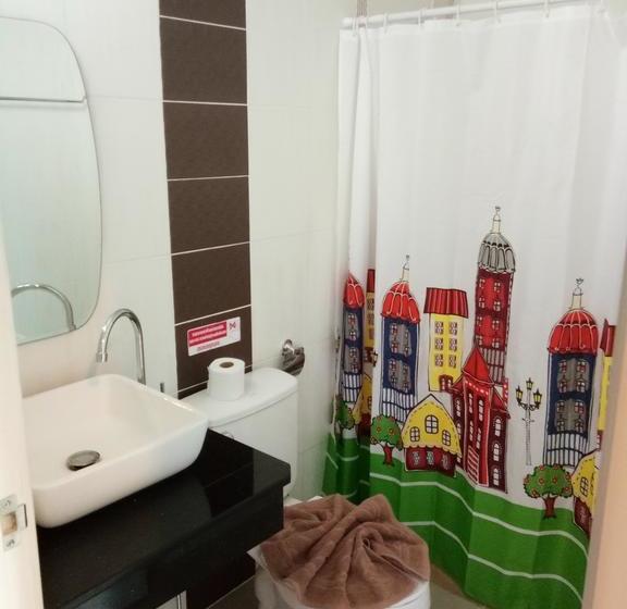 Hotel Baan Thanthip 19