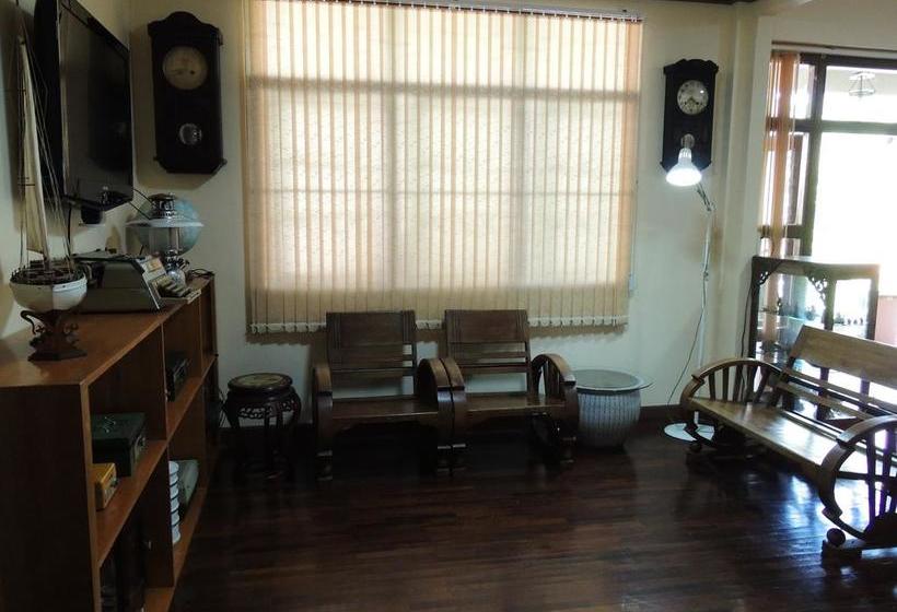 Hostel Punnpannsuk 16