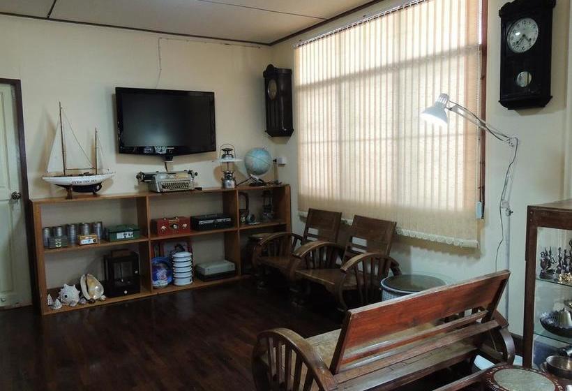 Hostel Punnpannsuk 19