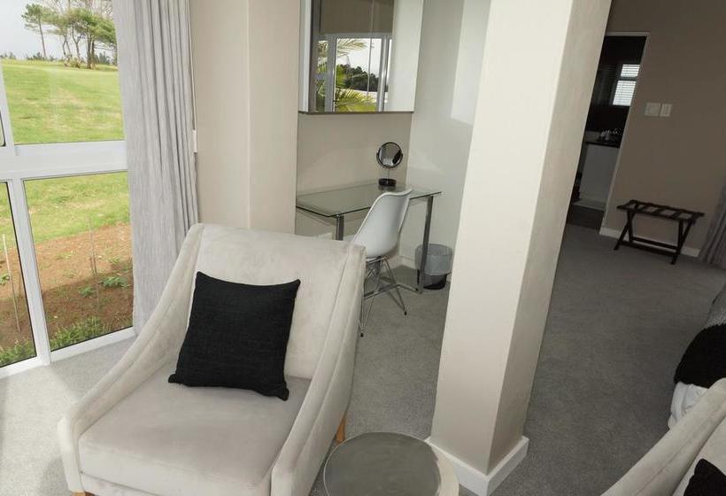 Bed and Breakfast Serenity At Wilderness 10