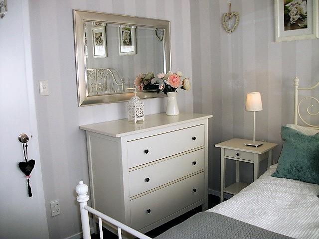 Bed and Breakfast 66 Chaucer 1