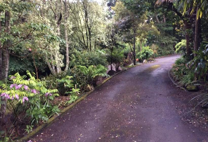 Waimoana Garden Bed And Breakfast 11