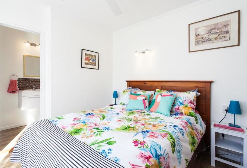 Waimoana Garden Bed And Breakfast 8