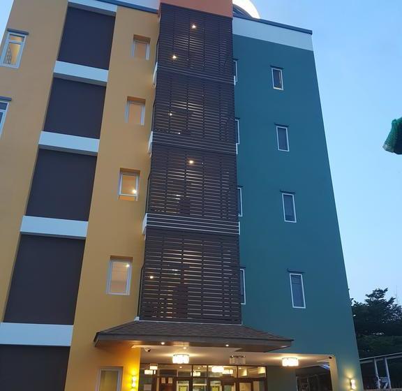 Hotel The Parawood Natrang 1