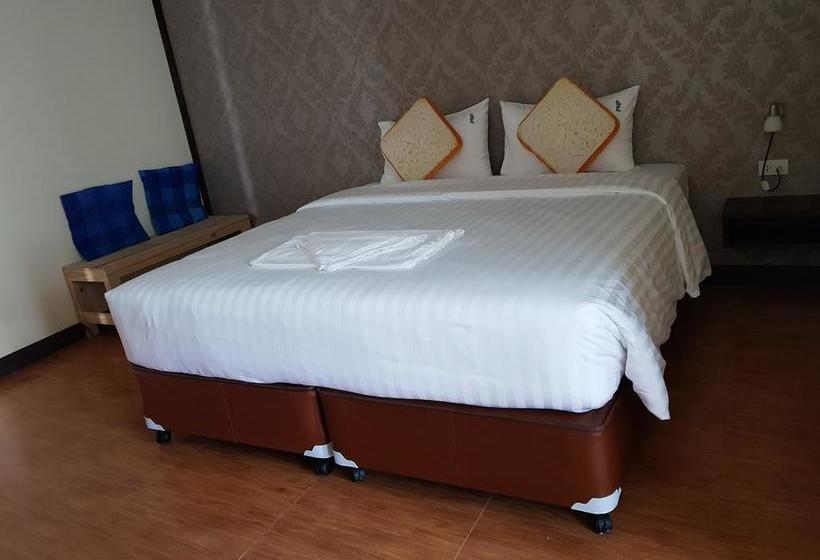 Hotel The Parawood Natrang 15