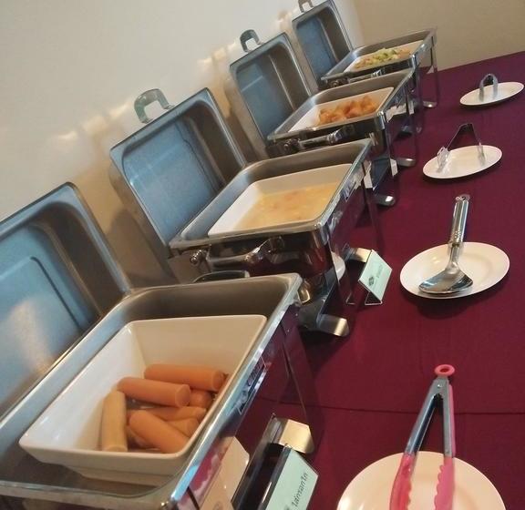 Hotel The Parawood Natrang 3