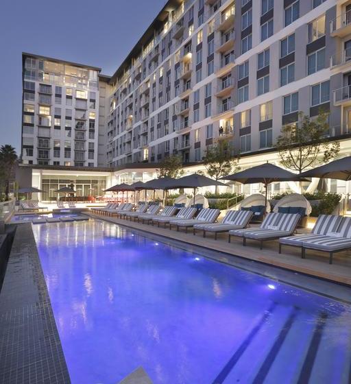 Hotel The Capital On The Park 5