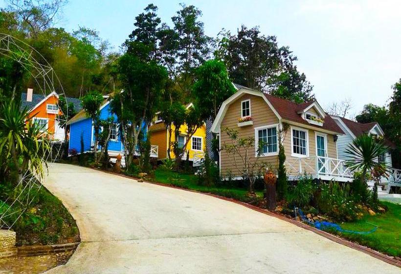 Resort Suriyan Villa 18