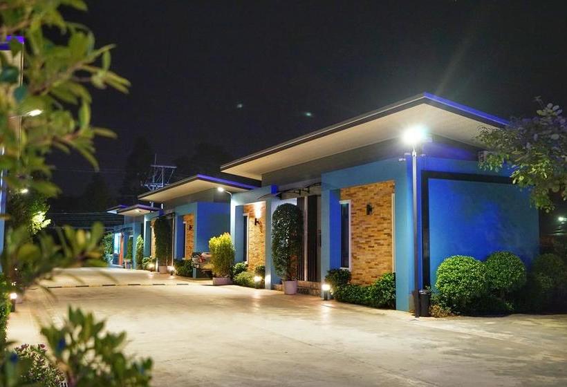 Hotel Blue Orchid Resort 17