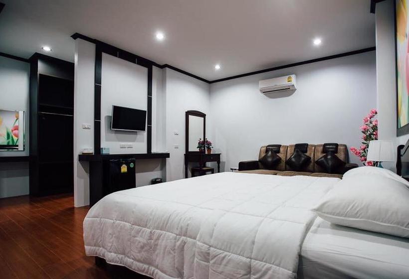 Hotel Blue Orchid Resort 3