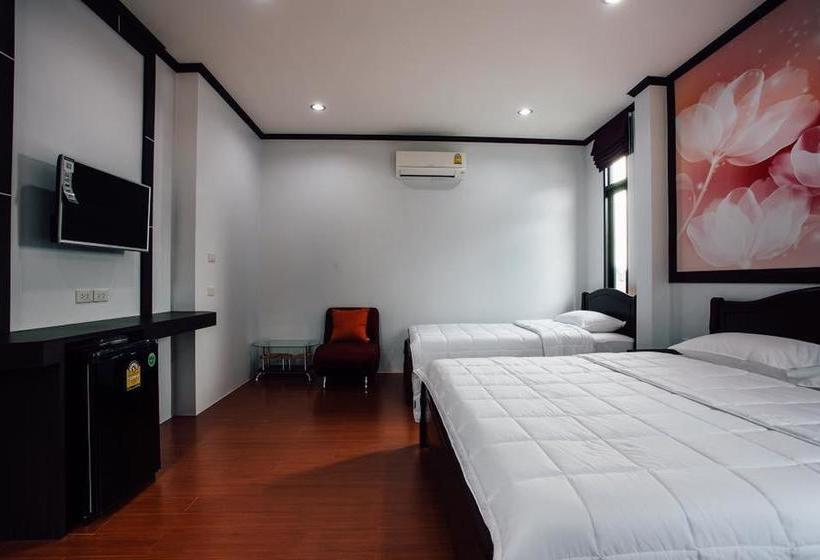 Hotel Blue Orchid Resort 4