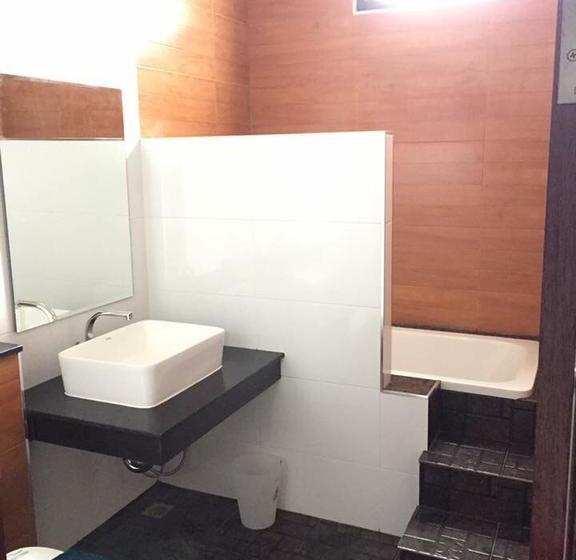 Hotel Blue Orchid Resort 8