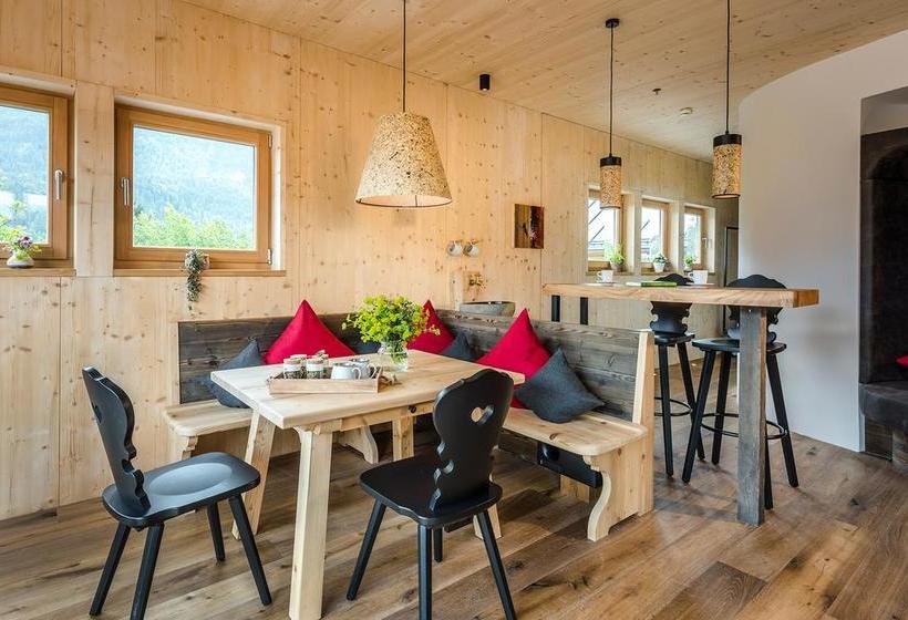 Hotel Werdenfelserei 11