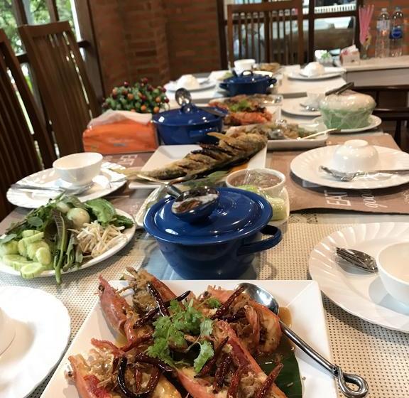 Resort Grand Free Breakfast 20