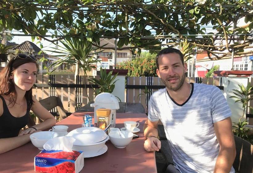 Resort Grand Free Breakfast 7