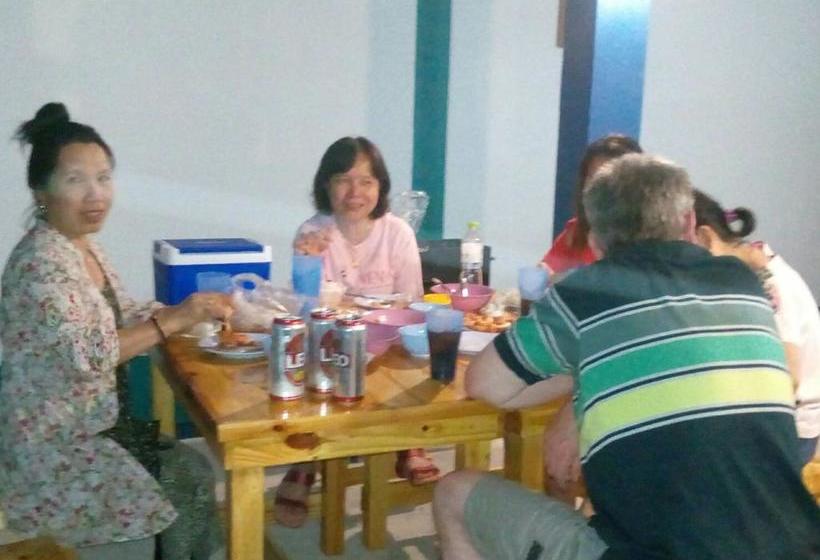 Resort Neutron Bungalow 15