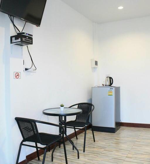 Resort Neutron Bungalow 2