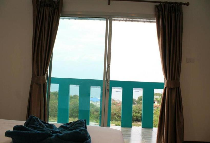 Resort Neutron Bungalow 4