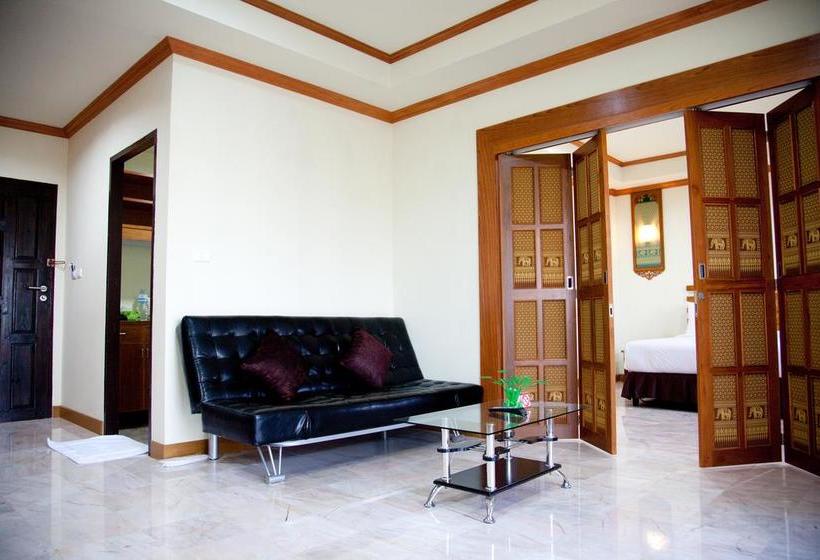 Hotel Amornsukhothai 11