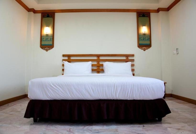 Hotel Amornsukhothai 14