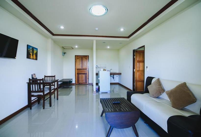 Hotel Amornsukhothai 19