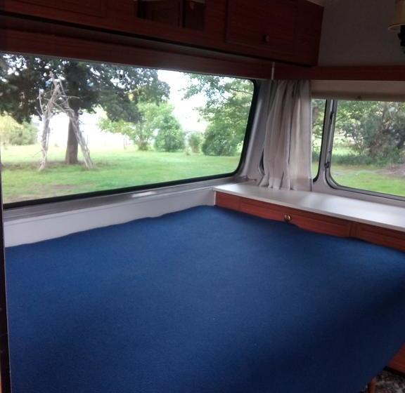 Bed and Breakfast Soc Retreat 16