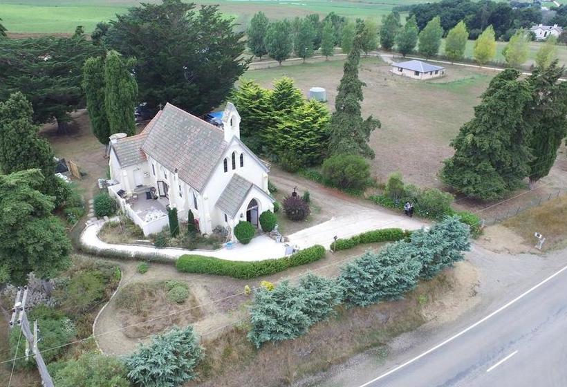 Bed and Breakfast Soc Retreat 17