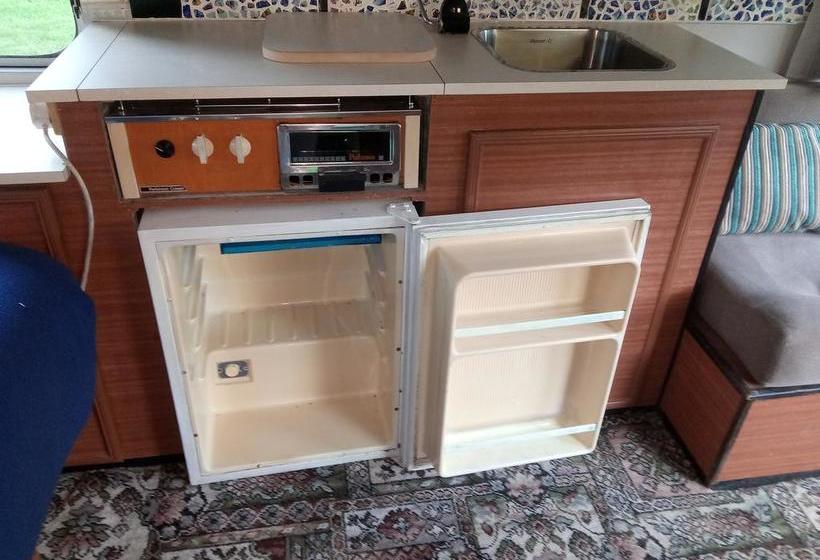 Bed and Breakfast Soc Retreat 8