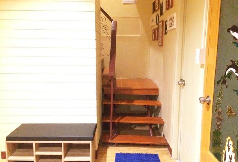 Hostel Anya House 12