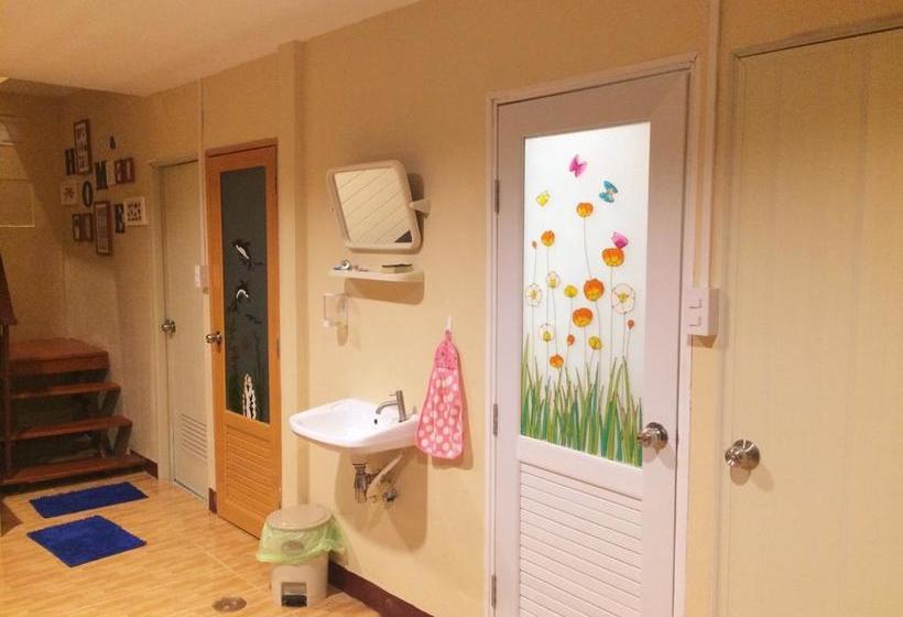 Hostel Anya House 16