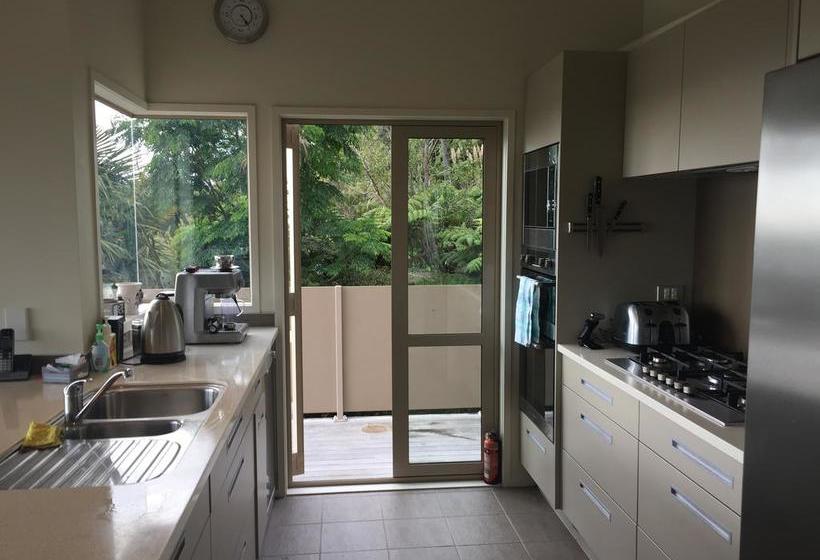 Bed and Breakfast Hahei Sea Vista 13