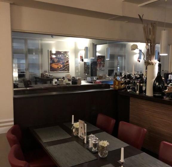 Hotel .restaurant Zum Alten Postwagen 14